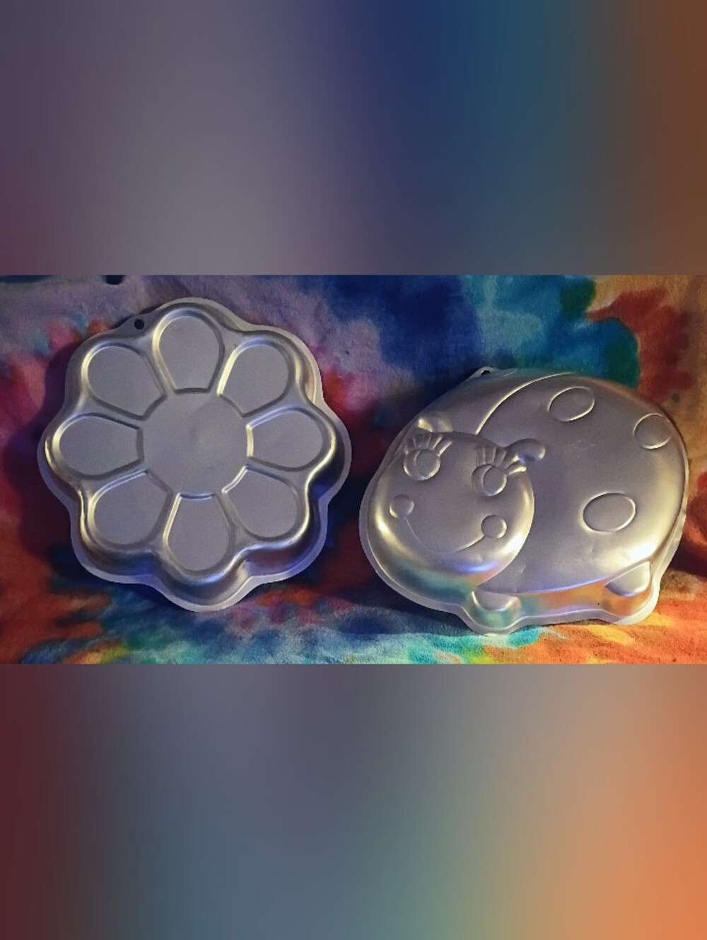 2 Wilton Character Cake Pans/Molds